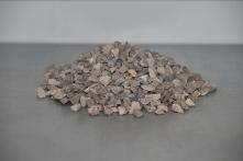 Markies 4/6 mm is een grijs-beige grindsoort afkomstig van gebroken gesteente.